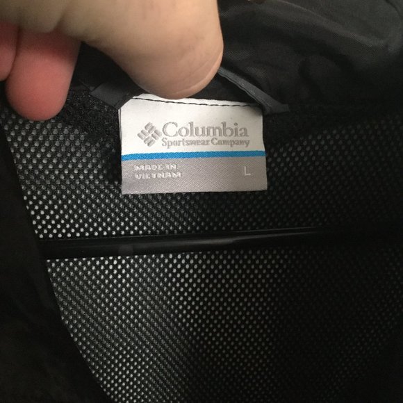 Colombia Omni-Tech Light Jacket - Picture 7 of 10